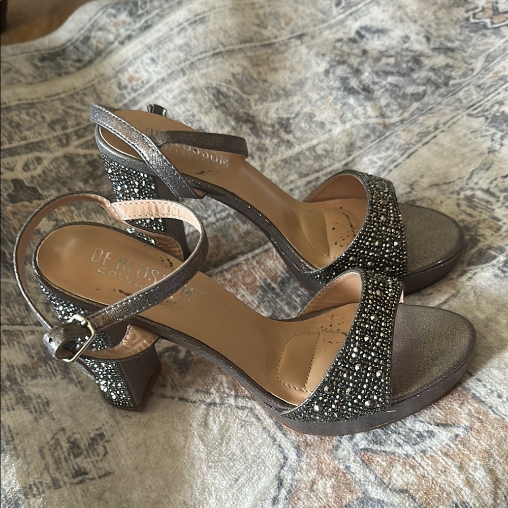 De Blossom Collection Women's Glitter Heels - Silver